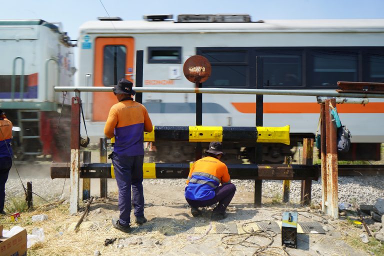 KAI Daop 7 Madiun Kembali Tutup Perlintasan Sebidang, Perkuat Upaya Kurangi Titik Rawan Kecelakaan
